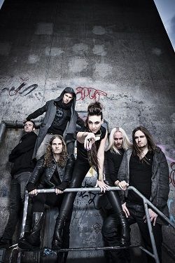 Elize Ryd – Amaranthe « Femme Metal Webzine Band Photoshoot Ideas, Rock Band Photos, Ladies Of Metal, Band Photoshoot, Band Photography, Music Pics, Power Metal, Heavy Metal Music, Band Photos