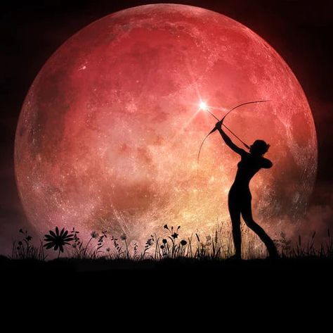 Moon in Sagittarius: Where Emotions Soar Like Arrows Eclipse Astrology, Flower Arrow, Full Moon Photos, Full Moon In Sagittarius, Full Moon Eclipse, Pretty Paintings, Sagittarius Moon, Moon Photo, Surreal Landscape