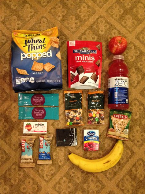 Hotel Snack Bag Hotel Snacks To Pack For Adults, Hotel Snacks For Adults, Hotel Snacks To Pack, Snack Bags For Adults, Hotel Room Snacks, Field Trip Snacks, Purse Snacks, Hotel Snacks, Tips For Long Flights