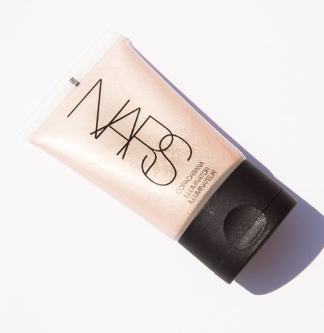 Nars Illuminator in Copacabana #lips #lipstick #makeup #cosmetics #beautyinthebag Make Up Name, Nars Highlighter, Nars Illuminator, Best Highlighter Makeup, Illuminator Makeup, Best Highlighters, Best Highlighter, Daily Makeup Routine, Magical Makeup