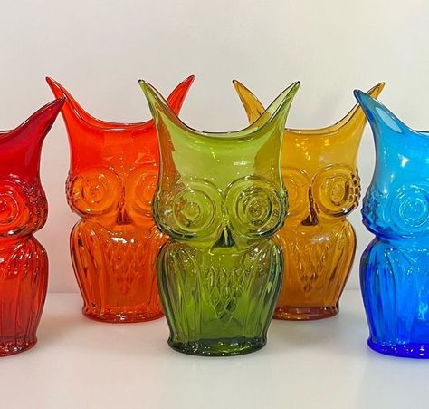 Viking Glass Guy on Instagram: "Viking glass owl 🦉 pitchers Should they make the live sale tomorrow 02/28 ? with @mistermodglass #vintagedecor #uncommonglass#rainbowglass #viking #mcm #mcmglass #vikingglass #glassporn #vintagelglass #vikingartglass #rainbowglasscompany #rainbowartglass #lesmithglasscollector #fentonglass #glassforsale #glassvase #mcmglass #collector #collect #vintagereseller #livesale #livestreaming #resellersofinstagram #vintageresellers #instagramlive #vintagelivesale #i Antique Glassware Artful Home, Colorful Glassware Antique, Viking Glass Candle Holder, Viking Glass Vintage, Viking Glass, Viking Art, Fenton Glass, Glass Company, Dream Room Inspiration