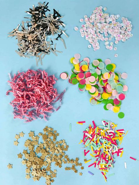 DIY Confetti How To Make Paper Confetti, Diy Crinkle Paper, Homemade Confetti, Lady Glitter Sparkles, How To Make Confetti, Sparkle Pants, Holographic Paper, Abc Art, Diy Confetti