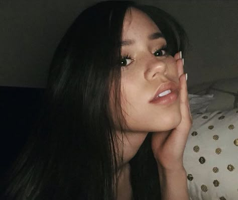 Jen Jen, Mia 3, Jenna Ortega, Solid Clothes, Celebrity Crush, Actors & Actresses, Pretty People, Tank Top Fashion, Black Hair