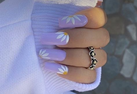 Purple Daisy Nails, Summer Nail Ideas, Daisy Nails, Purple Daisy, Summer Nail, Summer Look, Natural Nails, Nail Ideas, Personal Style