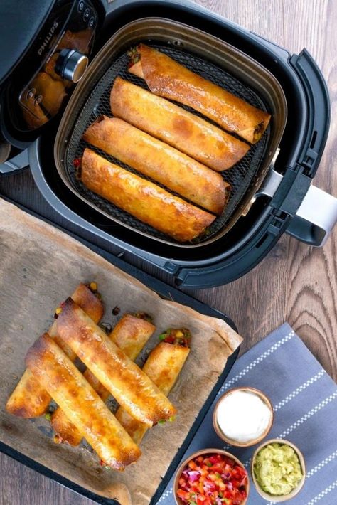 Air Fryer Flautas, Baked Flautas, Greek Yogurt Guacamole, Flautas Recipe, Air Fried Food, Favorite Appetizers, Air Fryer Recipes Easy, Air Fryer Recipes Healthy, Roll Ups