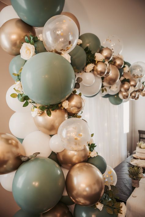 Green Brown Party Decorations, Earth Tones Birthday Party Decor, Sage Birthday Party Ideas, Eucalyptus Balloon Garland, Olive Green Baby Shower Ideas, Earth Tone Baby Shower Ideas, Pastel Birthday Decor, 21st Birthday Decorations Diy, Forest Animals Baby Shower Ideas