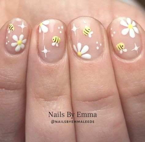 Bee Nails, Minimal Nails Art, Simple Gel Nails, Summery Nails, Minimal Nails, Cute Gel Nails, Soft Nails, Short Acrylic Nails Designs, Nail Art Ideas