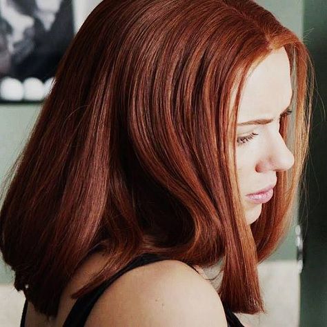 Scarlett Johansson Gif, Наташа Romanoff, Ginger Hair Color, Black Widow Natasha, Black Widow Marvel, Gif Hunt, Penteado Cabelo Curto, Auburn Hair, Marvel Women