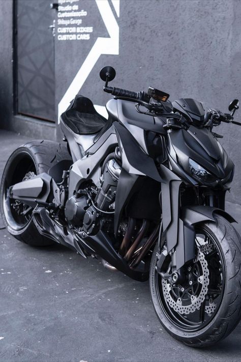 Kawasaki Z1000 | Shibuya Garage took things to the next level 2022 Ford Mustang, Tmax Yamaha, Duke Bike, Z 1000, Mclaren Cars, Motorcycle Aesthetic, Bike Bike, Futuristic Motorcycle, Pretty Bike