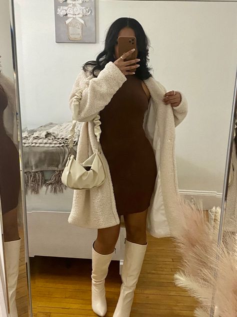 https://www.instagram.com/alisha.to?igsh=MTFkZXNlOTZrdDVsMg== Brown Turtle Neck Dress Outfit, Turtle Neck Dress Outfit Winter, Turtle Neck Dress Outfit, Winter Outfits Black Women, Christmas Dress Outfit, Outfit From Shein, Look Shein, Teddy Sweater, Colorado Winter