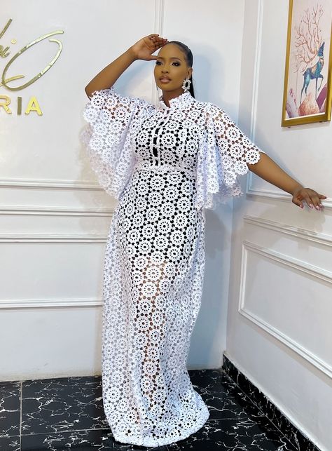 White Guipure Lace Dress, Lace Style For Mummies, Wrapping Gown Lace Styles, Lace Hand Styles, Lace Gown Style For Women, Big Madam Lace Gown, Style For White Lace Gown, White Nigerian Lace Styles, A Shape Gown Lace