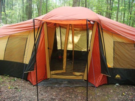 Copyright ponx@hubpages, 2013 Primitive Camping, Rv Camping Checklist, Camping For Beginners, Camping List, Kayak Camping, Camping Guide, Camping Checklist, Camping Supplies, Camping Fun