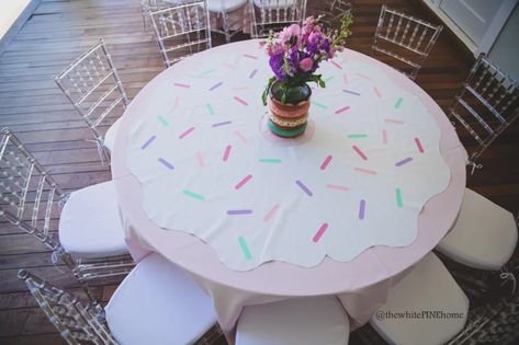 Diy Sprinkle Backdrop, Donuts Centerpieces, Donut Pool Party, Donut Sprinkle, Donut Pool, Sprinkle Birthday, Donut Party Decorations, Birthday Pool Party, Donut Themed Birthday Party