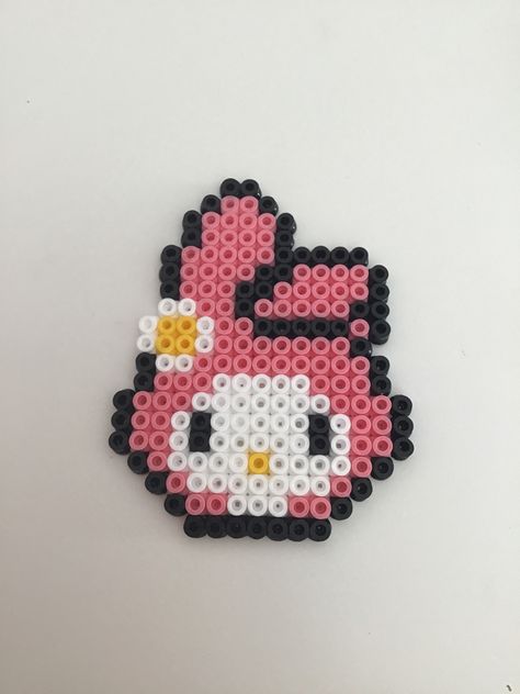 Sanrio Pyssla, Hello Kitty Fuse Beads, Sanrio Beads, Pony Bead Jewelry, Melty Bead Designs, Diy Hello Kitty, Hamma Beads Ideas, Melty Bead Patterns, Easy Perler Beads Ideas