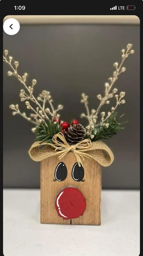 Diy Deer Christmas Decor, Wooden Reindeer Diy 2x4, 2 X 4 Wood Reindeer, Dollar Tree Acorn Craft, 2x4 Reindeer, Wood Block Reindeer Craft Ideas, Block Reindeer, Wood Pallet Reindeer Diy, Wood Plank Reindeer