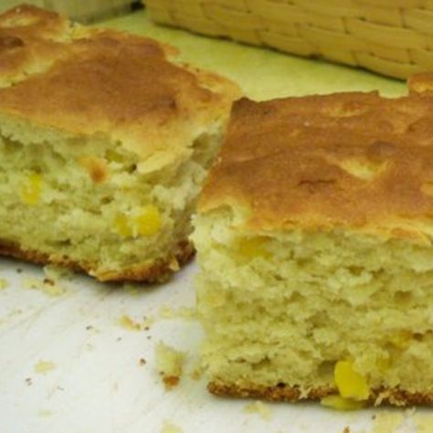 Maseca Cornbread Maseca Cornbread, Maseca Recipes, Masa Recipes, Chicken And Biscuits, Cornbread Recipe, Frozen Puff Pastry, Chicken Slow Cooker Recipes, Corn Bread Recipe, Love Eat