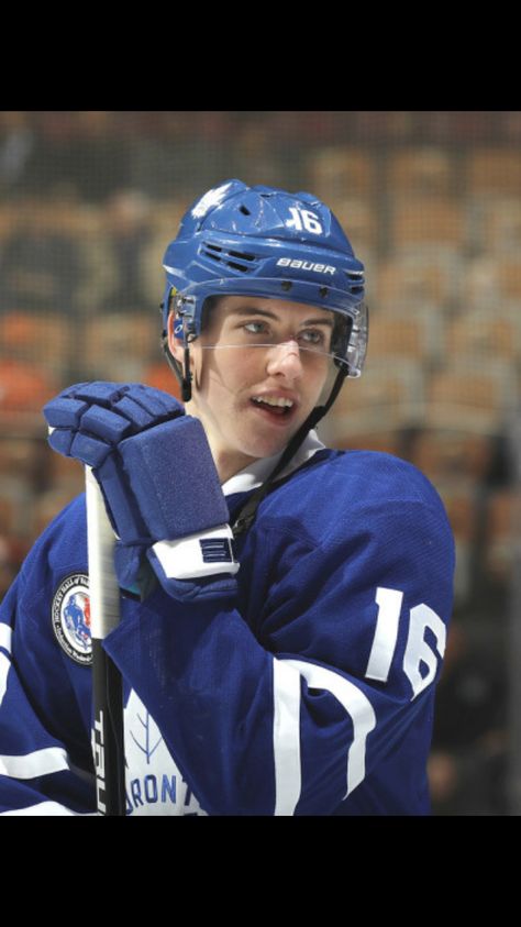 Mitch Marner Cute, Mitch Maner, Mich Marner, Mitchell Marner, Guys Aesthetic, Mitch Marner, Boys Hockey, Toronto Maple Leafs Hockey, Nhl Hockey Jerseys