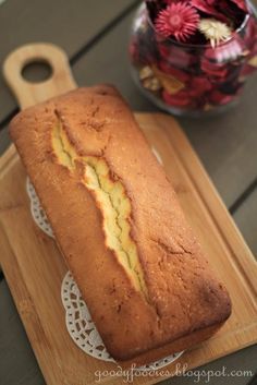 Madera Cake, Maderia Cake, Lemon Madeira Cake, Madeira Food, British Cakes, Rustic Baking, Unusual Cake, Nigella Christmas, Simply Nigella