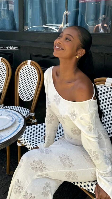 maxi dress | white dresses | summer outfits | wedding guest outfits | bridal dresses | vacation style Summer Outfits Wedding Guest, Summer Outfits Wedding, White Dresses Summer, Feminine Black Women, Elegant Black Women, Dresses Vacation, Wedding Guest Outfits, Outfits Wedding, Maxi Dress White