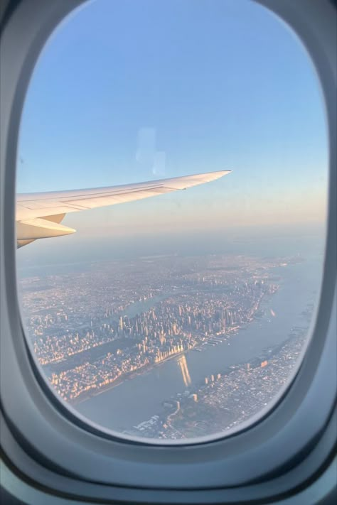 With God Everything Is Possible, Plane Window View, Airplane Pics, Airplane Aesthetic, Plane Aesthetic, Airport Airplane, Plane Window, Computer Gaming Room, Airport Aesthetic