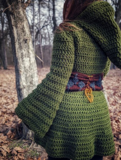 Crochet Witch Cloak, Crochet Fairy Belt, Fae Crochet Pattern, Druid Crochet Patterns, Crochet Fairy Cardigan, Crochet Winter Coat, Medieval Crochet Pattern Free, Fantasy Knitting Patterns, Medieval Crochet Pattern