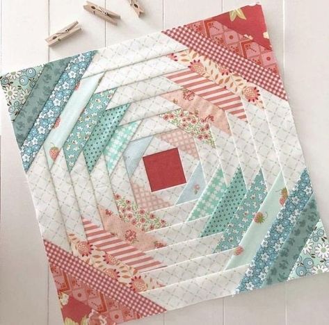 QUILTING - Missouri Star | I'm in love with this block ❤️ | Facebook Crazy Quilt Patterns, Pineapple Block, Pineapple Quilt Pattern, Paper Peicing Patterns, Pineapple Quilt Block, Christmas Quilt Blocks, Pineapple Quilt, Coral Aqua, Quilted Table Runners Patterns