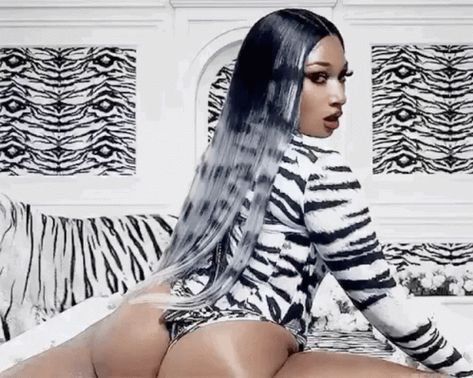 Megan Thee GIF - Megan Thee Stallion - Discover & Share GIFs Megan Instagram, Hot Yoga Poses, Female Character Concept, Wild Girl, Megan Thee Stallion, Female Rappers, American Rappers, Blow Your Mind, The Wild