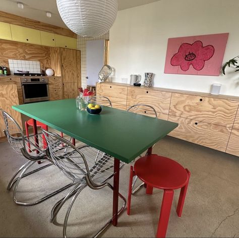 #interior #interiordesign Eccentric Dining Room, Funky Dining Table, Eccentric Kitchen, Large Office, Artist Loft, Funky Decor, Table Diy, Work Station, Minimal Home