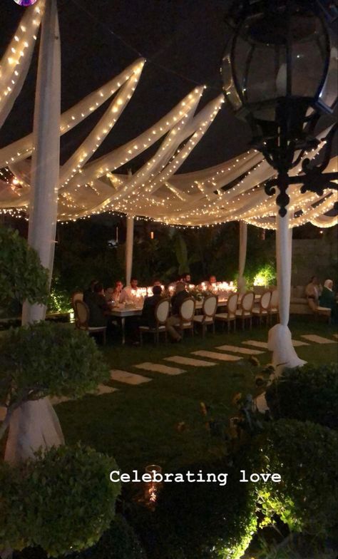 Courtyard Party, 25th Anniversary Decorations, 30th Anniversary Parties, Night Time Wedding, Wedding Mehndi Designs, Wedding Mehndi, Indian Wedding Inspiration, Anniversary Decorations, Indian Brides