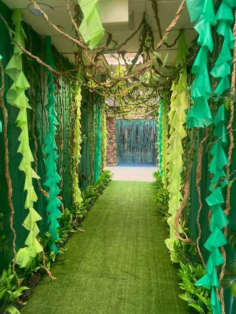 Shrek Homecoming Hallway, Jungle Student Section Theme, Adam And Eve Decorations, Jungle Pep Rally, Swamp Themed Party, Jungle Jam Vbs, Diy Swamp Decorations, Great Jungle Journey Vbs Decorations, Jumanji Decoration Ideas