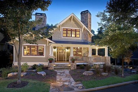 Love the stone..... Craftsman Cottage, Craftsman Bungalow, Craftsman Exterior, Cottage Style House Plans, Craftsman Style House, Modern Craftsman, Craftsman Style Home, Craftsman Style Homes, Traditional Exterior