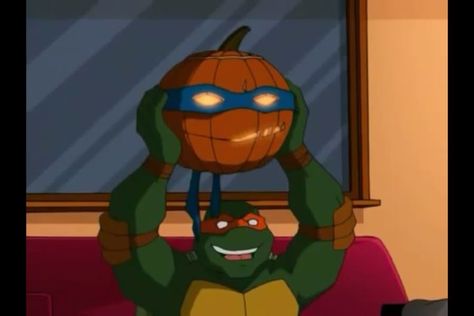 Leo-lantern Tmnt X Reader, 2003 Tmnt, Ninja Turtle Pumpkin, Tmnt 2003, Teenage Mutant Ninja Turtles Art, Tmnt Artwork, Painting Competition, Teenage Ninja Turtles, Teenage Ninja