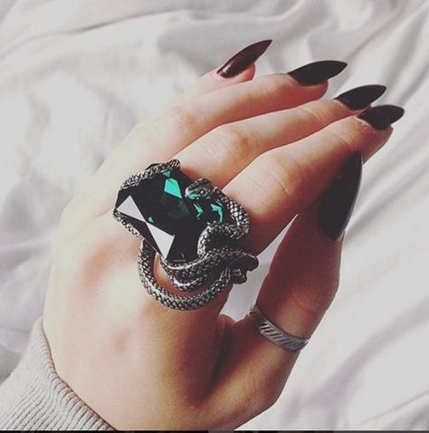 NAIDA. Snake Wrap Ring - Emerald Green @regalrose Emerald Aesthetic Gem, Emerald Jewelry Aesthetic, Emeralds Aesthetic, Emareld Green, Emerald Green Aesthetic, Dark Green Ring, Emerald Aesthetic, Slytherin Fashion, Nails Grunge