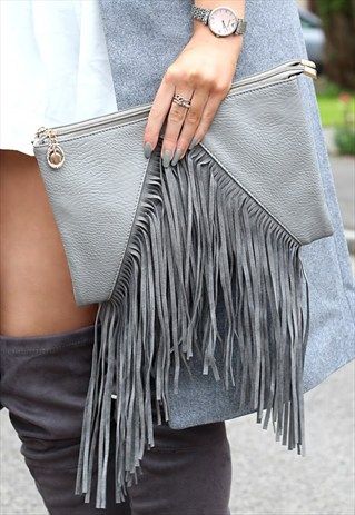 Fringe Clutch, Diy Clutch, Fringe Handbags, Bohemian Bags, Grey Bag, Bags Handmade, Fringe Bags, Boho Dresses, Hand Craft