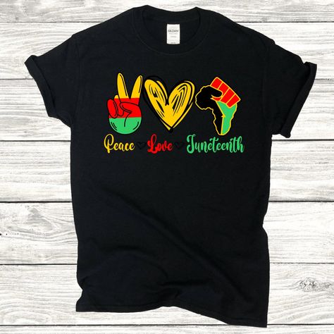 Juneteenth Graphic, White Streetwear, Black Lives Matter Shirt, Black Birthday, Razzle Dazzle, Drinking Shirts, Black Pride, Black Culture, Trendy Tshirts