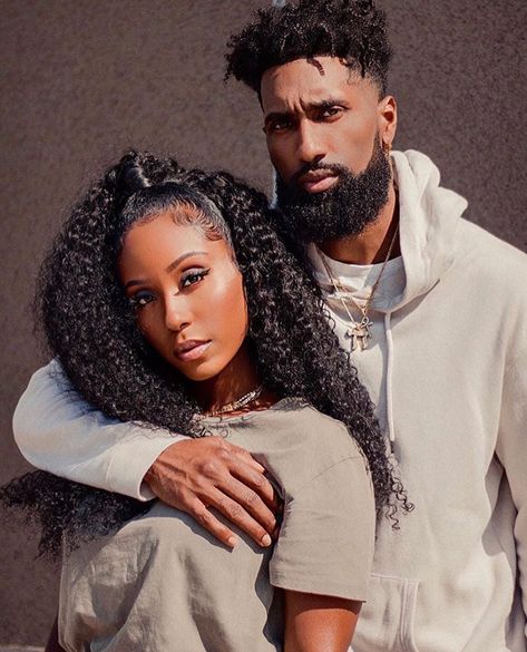 Long Hair Man, Hair Man, Black Couple, Black Love Couples, Black Couples Goals, Photoshoot Themes, Black Families, Black Love Art, Couple Photoshoot