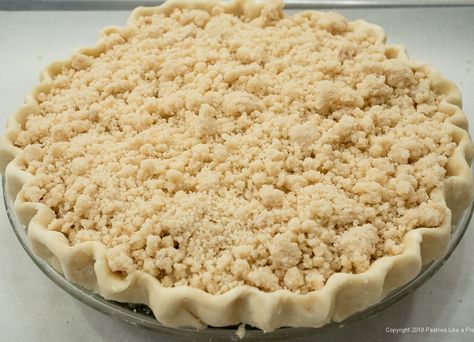 Dutch Peach Pie - Pastries Like a Pro Dutch Peach Pie, Dutch Peach Pie Recipe, Peach Crumb Pie, Fresh Peach Recipes, Pie Crust Edges, Peach Pie Recipes, How To Peel Peaches, Peach Pie Filling, Dutch Apple Pie