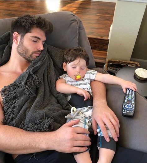 Nick Bateman, Father And Baby, Ugly Love, Dream Family, Dad Baby, Mommy Baby, Future Family, Future Mom