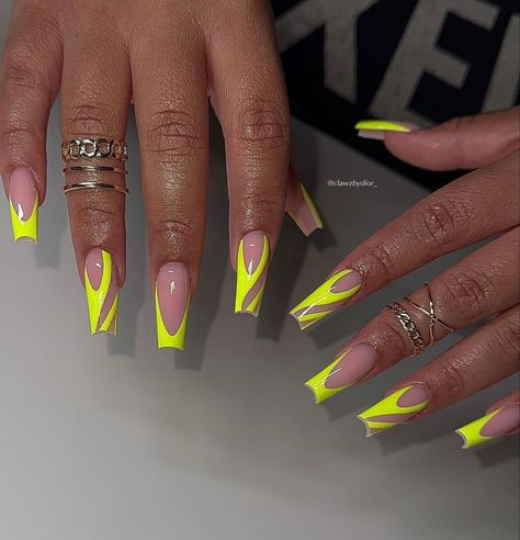 Yellow Nail, Her Nails, Acrylic Nails Coffin Pink, Unique Acrylic Nails, Summer Acrylic Nails, Short Acrylic Nails Designs, Neon Nails, Yellow Nails, Coffin Nails Designs