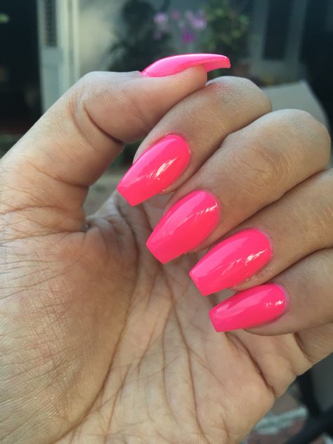 China Glaze You Drive Me Coconuts - Neon Pink - Ballerina Shaped Nails Ballerina Shape Nails Designs, Nail Shapes And Designs, Ballerina Shaped Nails, The Best Nails, 2019 Nails, Fun Nail Colors, Hot Pink Nails, Nail Acrylic, Shaped Nails