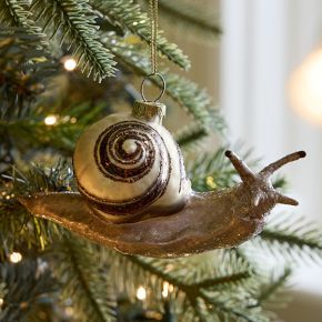 Glass Snail Ornament Snail Home Decor, Snail Ornament, Garden Accessories Decor, Woodland Ornaments, West Elm Kids, Elegant Christmas Decor, Fall Bedding, Modern Christmas Decor, Persian Style Rug