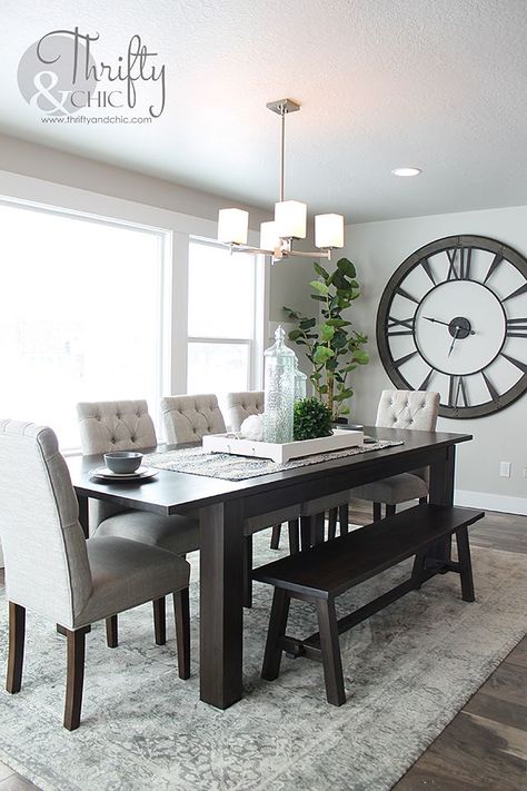 Dining room decorating idea and model home tour Big Clocks, Dining Room Wall Decor, Room Deco, Dining Room Small, Dining Room Inspiration, Large Clock, Farmhouse Dining Room, Hus Inspiration, Room Decorations