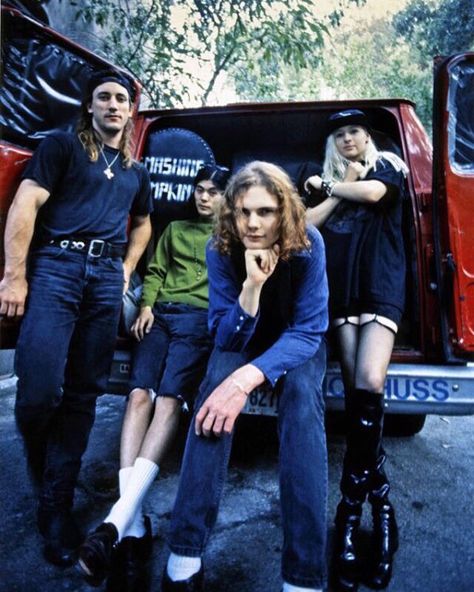 Smashing Pumpkin with --Billy good boy with good faith: that believe all human can understand his mind someday. D'arcy Wretzky, Siamese Dream, Pumpkin Smash, Band Photoshoot, Billy Corgan, The Smashing Pumpkins, Pumpkin Pictures, Band Photography, Grunge Music