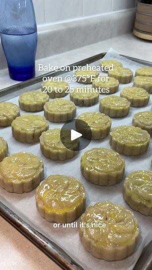 Sharing you my recipe for a flaky pastry filled with mung bean paste we call Hopia. It’s a great snack to have with coffee ☕️ it’s not that hard to make... | By Cucina ni JjFacebook Chinese Cake, Filipino Desserts, Mung Bean, Flaky Pastry, Bean Paste, Filipino Recipes, Pastry, Bread, Snacks