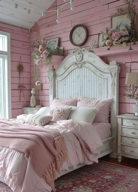 Romantic Country Bedrooms, Cowgirl Bedroom Decor, Daisy Bedroom, Country Cottage Bedroom, Pretty Bedrooms, Cowgirl Bedroom, Shabby Cottage Style, Bedroom Victorian, Barbie Dreamhouse