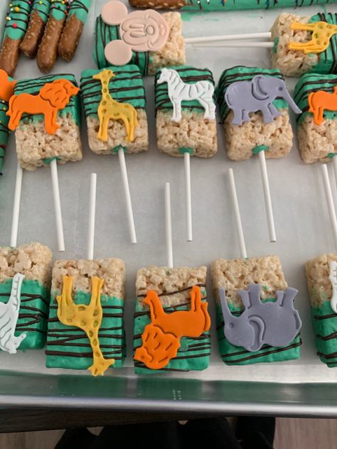 Wild One Rice Crispy Treats, Rice Krispie Treats Safari Theme, Safari Rice Krispies Treats, Animal Rice Krispie Treats, Rice Krispie Treats Animal Theme, Safari Candy Table, Safari Theme Chocolate Covered Pretzels, Animal Themed Snacks Jungle Safari, Safari Chocolate Covered Oreos