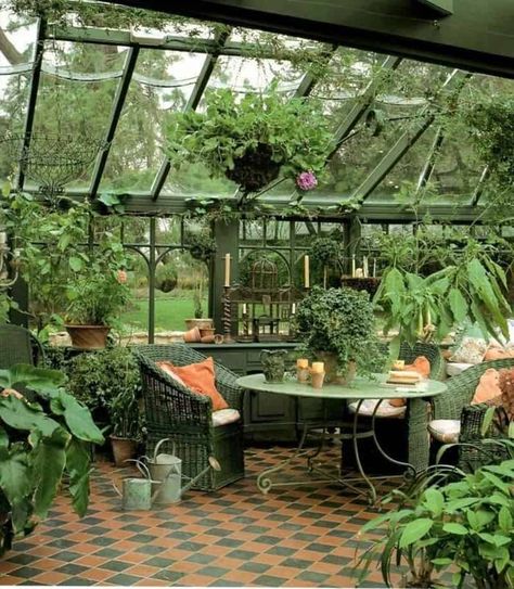 35+ Amazing conservatory greenhouse ideas for indoor-outdoor bliss Conservatory Greenhouse, Garden Greenhouse, Greenhouse Gardening, Shed Plans, Outdoor Rooms, Glass House, Garden Shed, Design Case, Winter Garden