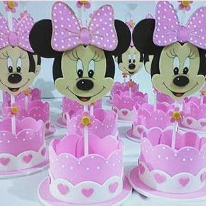 Aprende cómo hacer bandejas o centros de mesa de Minnie mouse ~ lodijoella Minnie Mouse Theme Party, Mouse Cupcakes, Minnie Mouse Cupcakes, Minnie Mouse Baby Shower, Minnie Birthday Party, Minnie Mouse Theme, Baby Rosa, Minnie Mouse Cake, Minnie Party