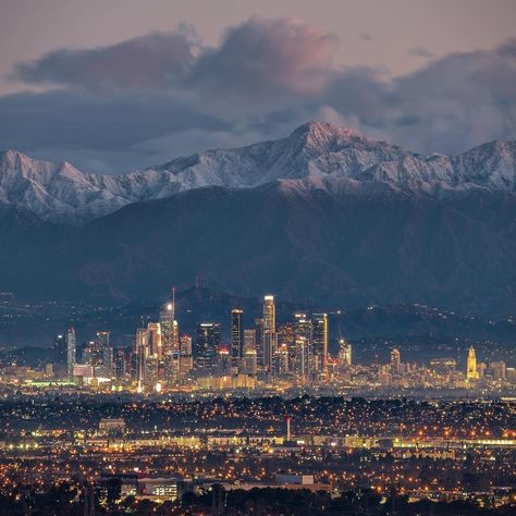 5,441 Likes, 39 Comments - Los Angeles Magazine (@lamag) on Instagram: “Shine bright, L.A. 📸 @bay.photography⁠ ⁠” Los Angeles Mountains, Bay Photography, Los Angles, Pretty Landscapes, City Of Angels, City Wallpaper, Landscape Projects, City Aesthetic, California Travel