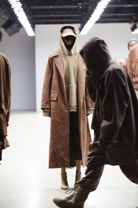 Kanye West Fashion, Fashion Show Event, Yeezy Season 1, Yeezy Collection, Yeezy Season 2, Yeezy Brand, Kanye West Outfits, Kanye West Style, Yeezy Fashion